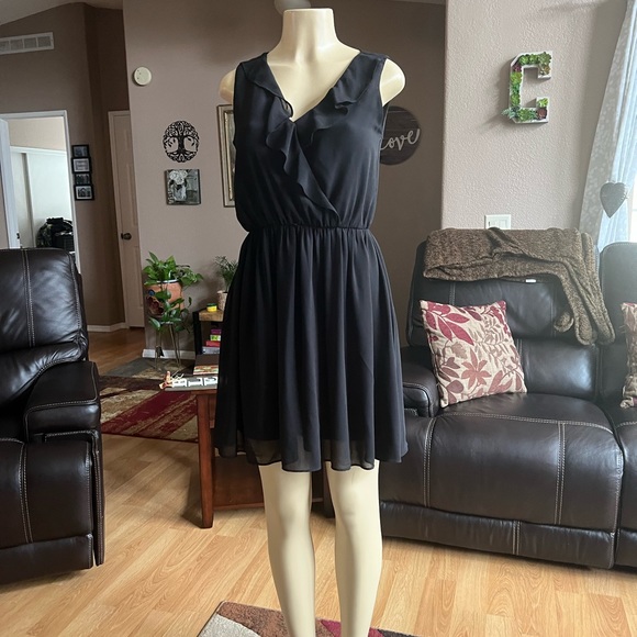 IZ Byer little black sleeveless dress-size S - Picture 8 of 10